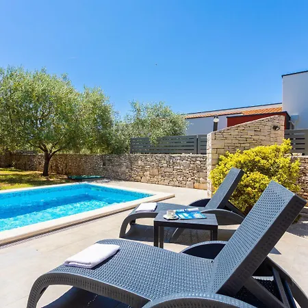 Villa Krnica 别墅 卡尼卡