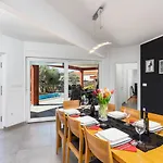 빌라 Villa Krnica 크르니카